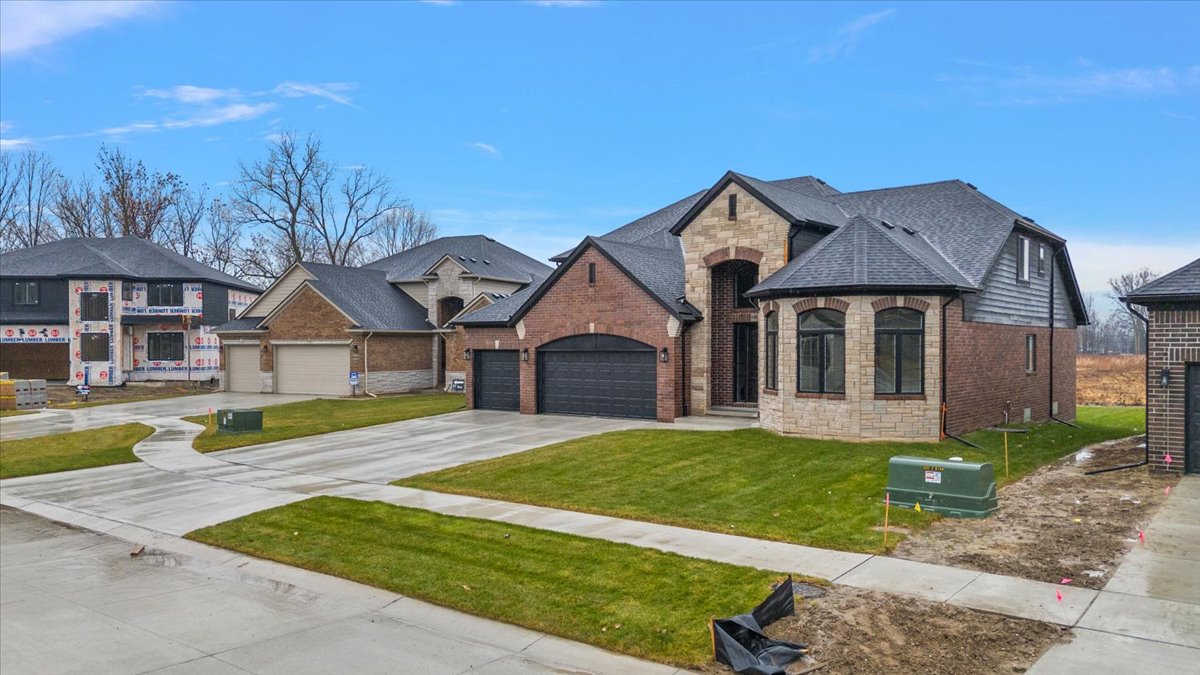 04-24021 Sawgrass Dr-4