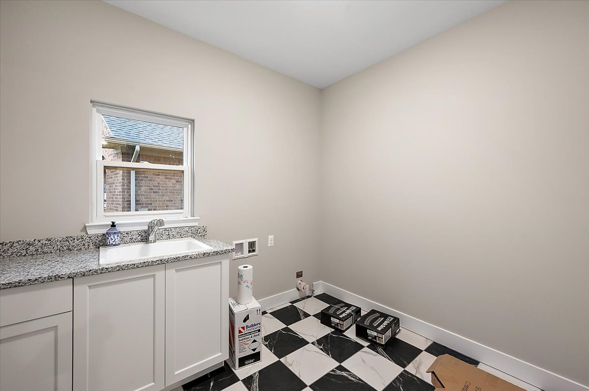 55-24021 Sawgrass Dr-55